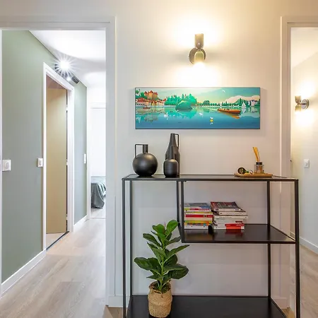 Appartement Moderne Au Coeur D'annecy - A Deux Pas Du Et De La Vieille