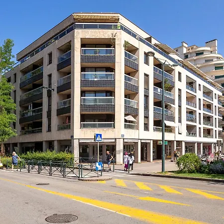 Moderne Au Coeur D'annecy - A Deux Pas Du Et De La Vieille Appartement *